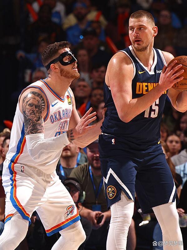 包含NBA常规赛掘金客场122-108大胜国王约基奇35+15+7小萨19+8的词条  第2张