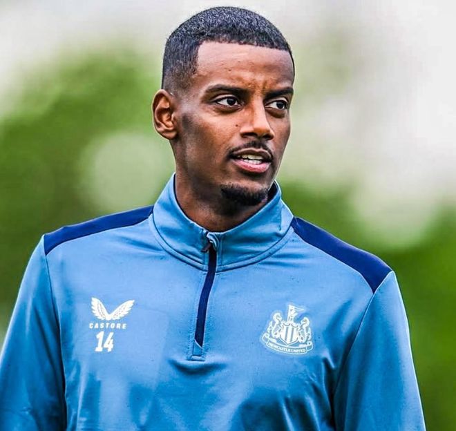 曝纽卡希望留下伊萨克球员要求涨薪  第1张