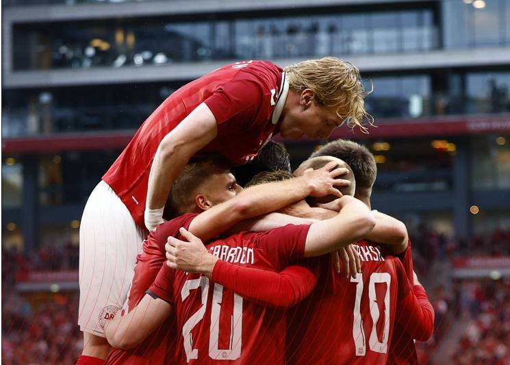 世预赛英格兰1-0安道尔图赫尔战术令人诟病的简单介绍  第1张