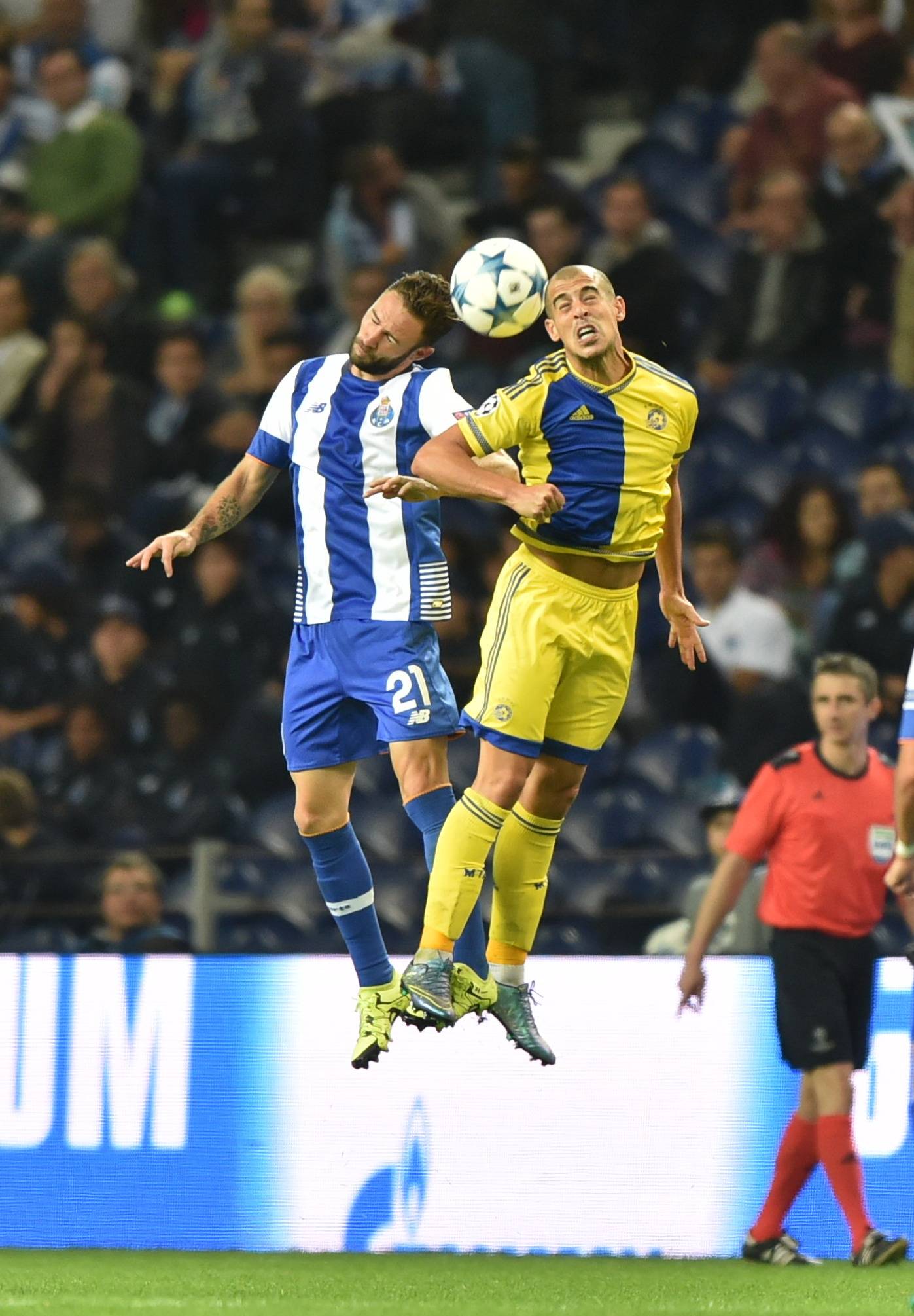 以篮超:特拉维夫马卡比VS霍隆夏普尔的简单介绍  第1张