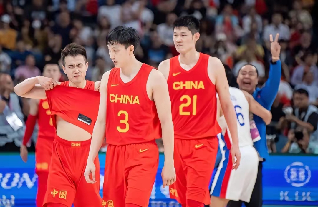 包含中国男篮官宣亚洲杯12人名单胡金秋赵睿领衔徐杰张宁落选的词条 第1张 包含中国男篮官宣亚洲杯12人名单胡金秋赵睿领衔徐杰张宁落选的词条 第1张