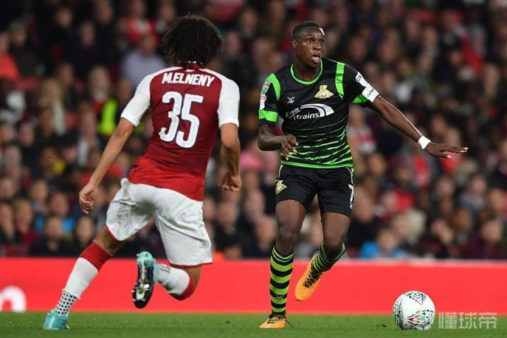 关于曝曼城寻求回签特拉福德合同中有4000万英镑的回购条款的信息  第1张