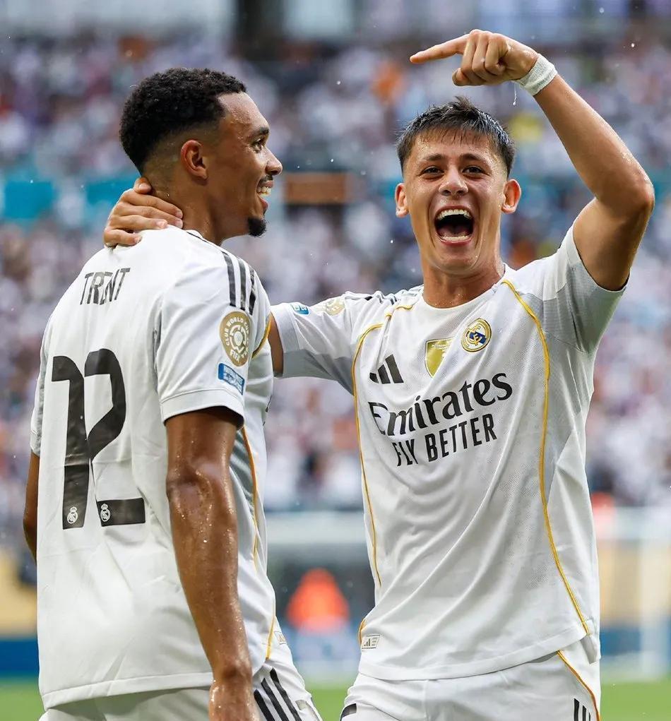 包含塞尔：三前锋的取舍给阿隆索带来压力皇马惨败巴黎的词条