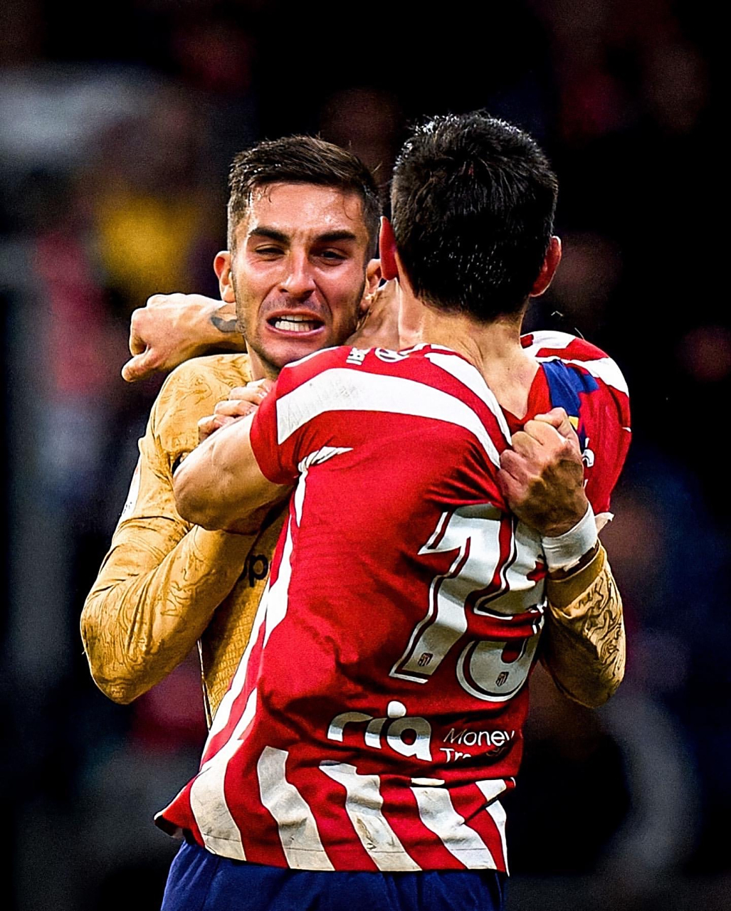 关于利雅得胜利有意费兰托雷斯巴塞罗那愿意出售球员的信息 第2张 关于利雅得胜利有意费兰托雷斯巴塞罗那愿意出售球员的信息 第2张