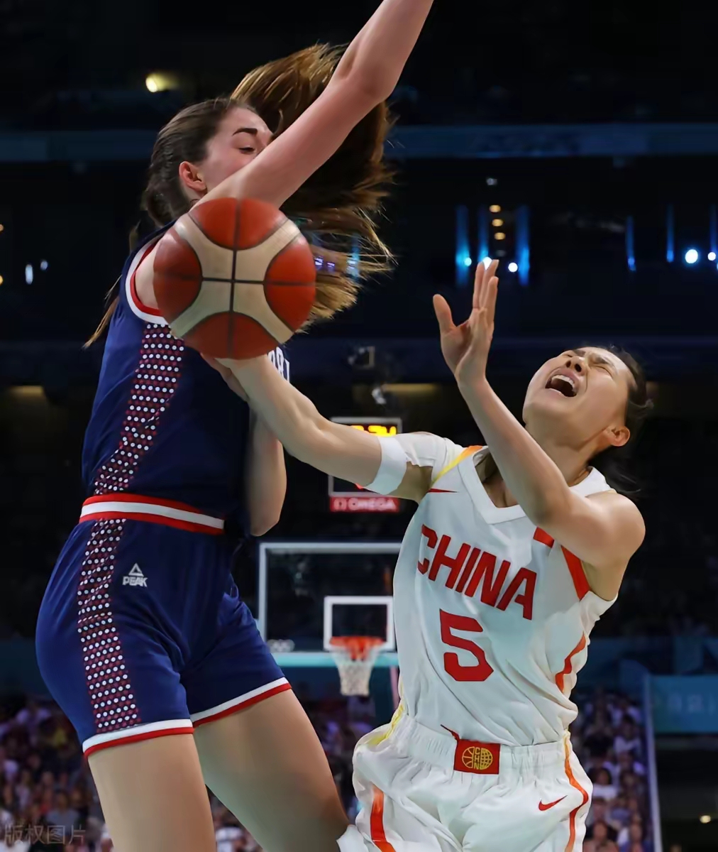 捷女杯:哈维若夫女篮VS奥斯特拉瓦女篮的简单介绍
