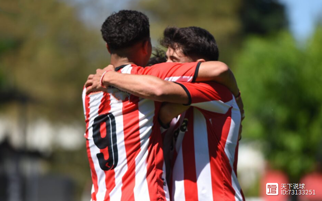 阿甲：罗萨里奥中央VS拉普拉塔大学生的简单介绍  第2张