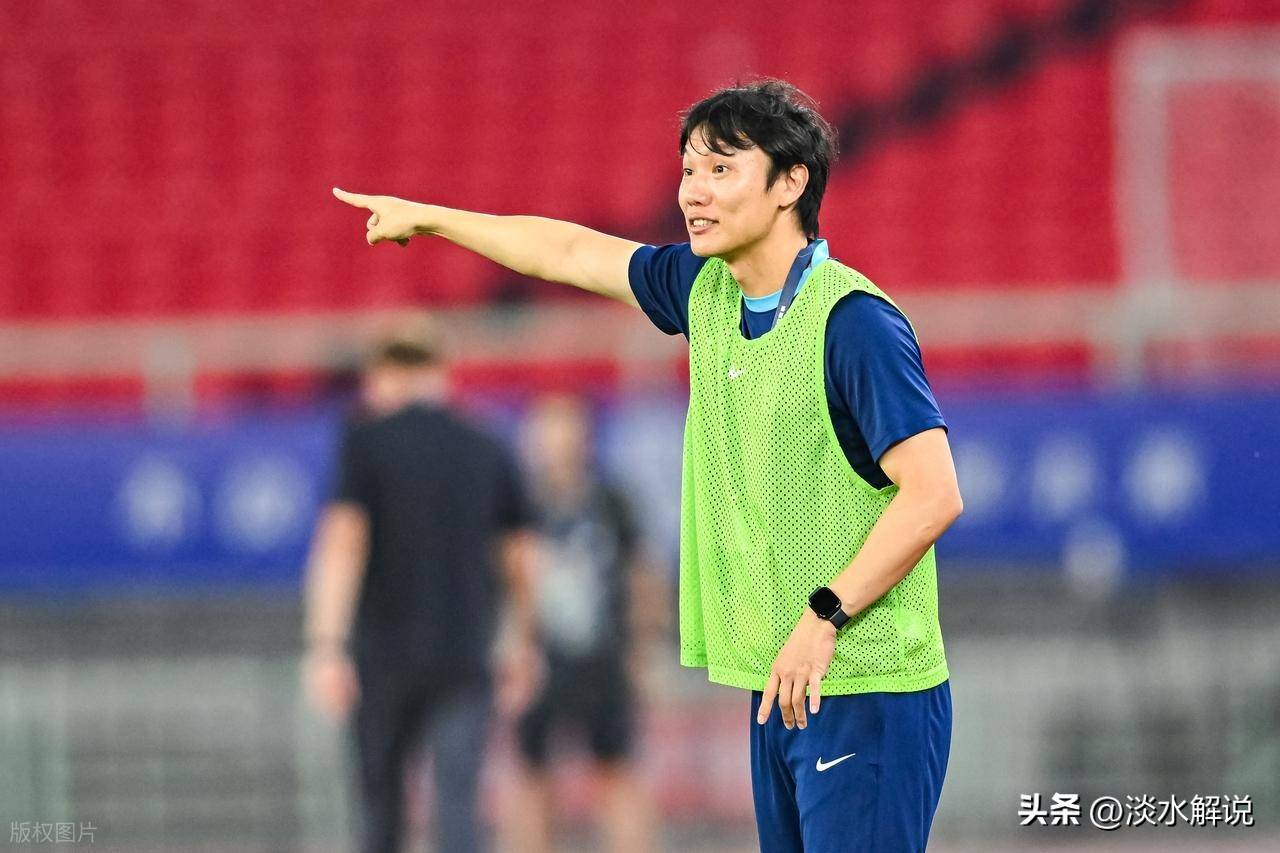 关于媒体人:邓卓翔遭遇“新手墙”三镇7轮不胜的信息 第1张 关于媒体人:邓卓翔遭遇“新手墙”三镇7轮不胜的信息 第1张