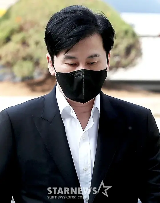 包含曝奥纳纳妻子遭抢劫案被撤销因检方证据不足的词条  第1张