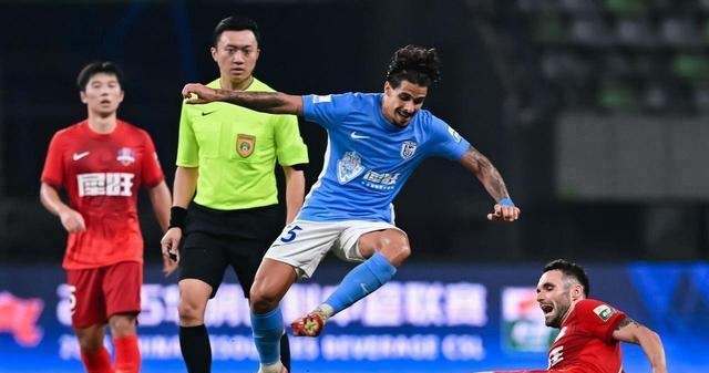 关于中超大连英博VS梅州客家前瞻梅州客家近四轮联赛接连输球的信息