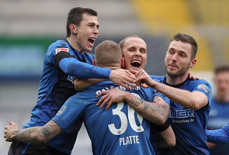 德乙帕德博恩VS基尔前瞻基尔实力上要更胜一筹的简单介绍 第1张 德乙帕德博恩VS基尔前瞻基尔实力上要更胜一筹的简单介绍 第1张