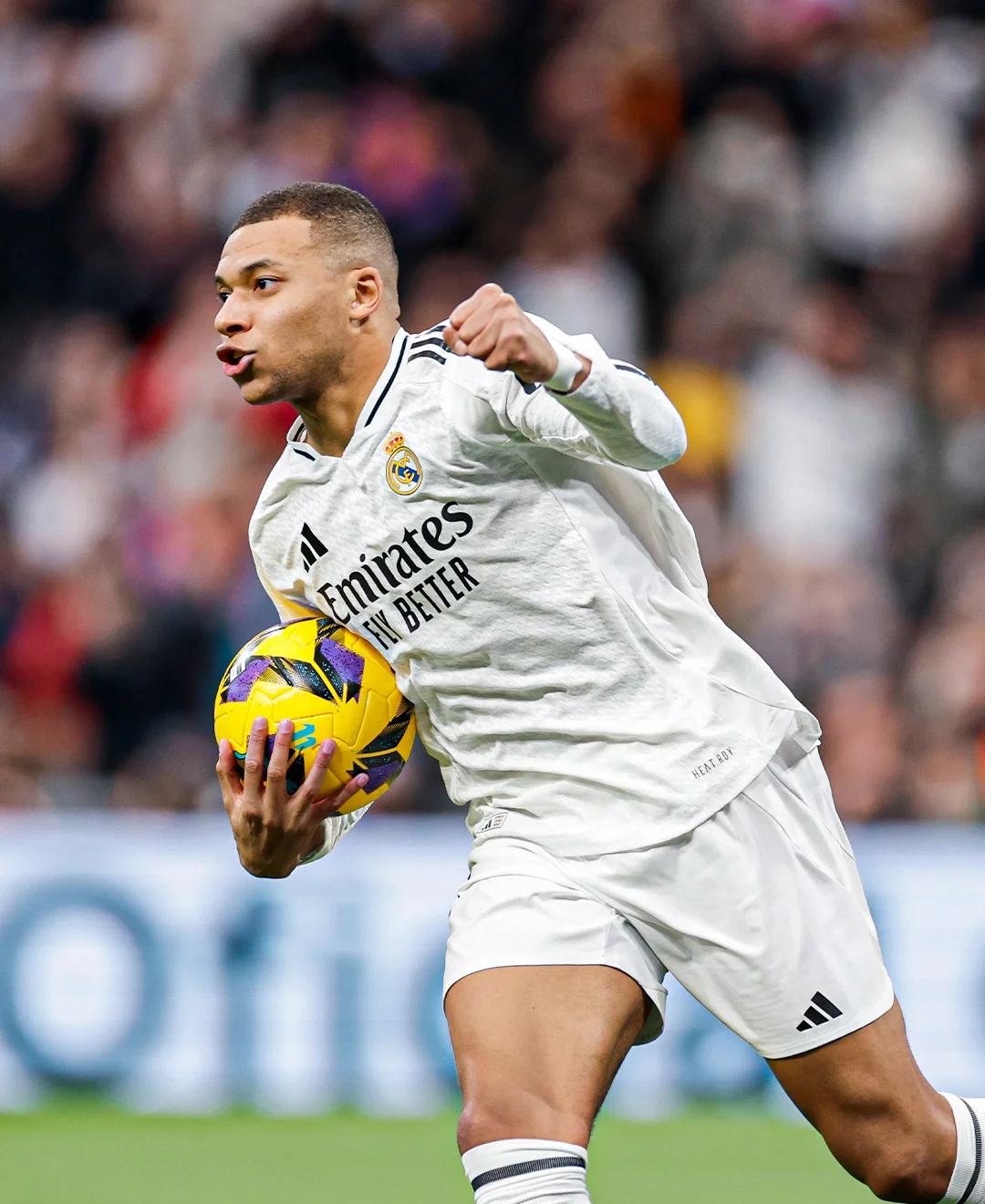 姆巴佩晒照庆祝身穿皇马10号球衣此前属于莫德里奇的简单介绍 第1张 姆巴佩晒照庆祝身穿皇马10号球衣此前属于莫德里奇的简单介绍 第1张