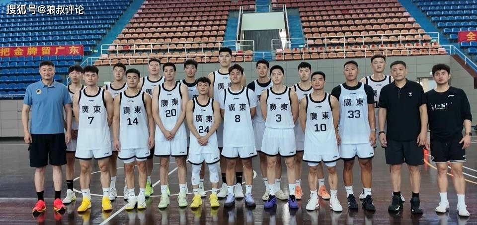 中国男篮热身赛阵容出炉赵睿领衔周琦尚未归队的简单介绍 第1张 中国男篮热身赛阵容出炉赵睿领衔周琦尚未归队的简单介绍 第1张