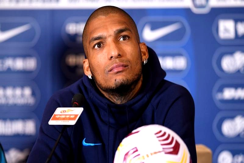 曝大连英博打算换掉卡兰加需完成解约的简单介绍