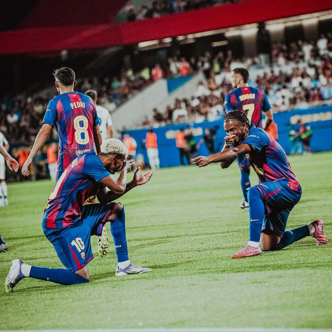 多名后卫被推荐给巴萨但大多数都被排除在外  第1张