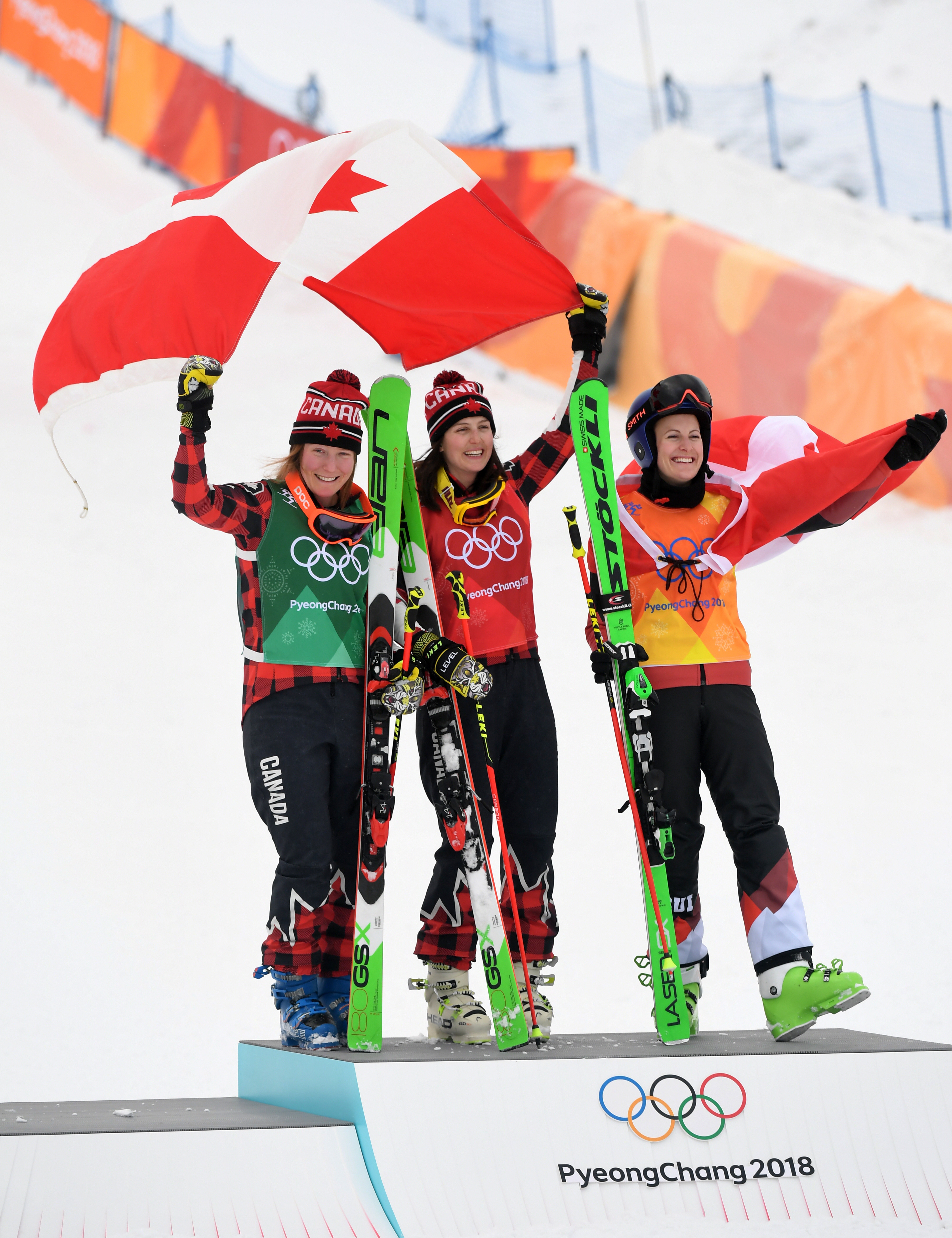 加拿大超级联赛决赛在大雪中举行渥太华竞技夺冠的简单介绍