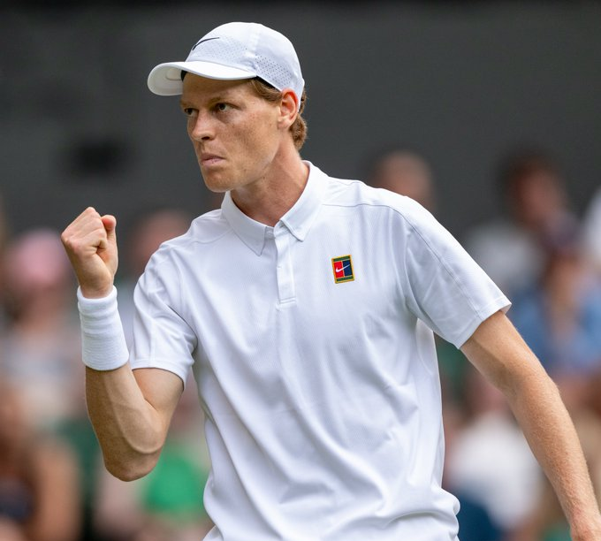 梅里诺职业生涯首次上演帽子戏法球员助西班牙客场大胜的简单介绍