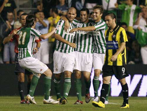 关于曝贝蒂斯有意签下萨拉戈萨拜仁要价1500万欧的信息  第2张