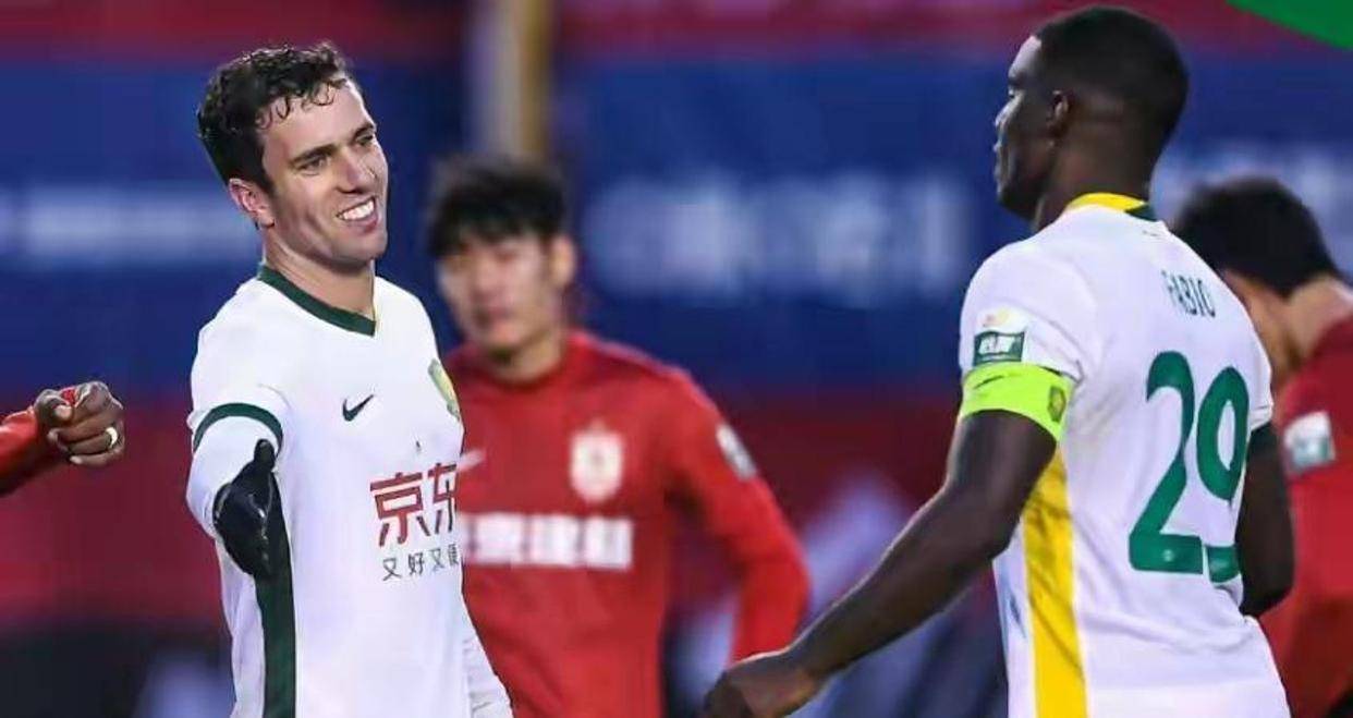 中超北京国安2-1长春亚泰张稀哲建功谭龙破门难救主的简单介绍