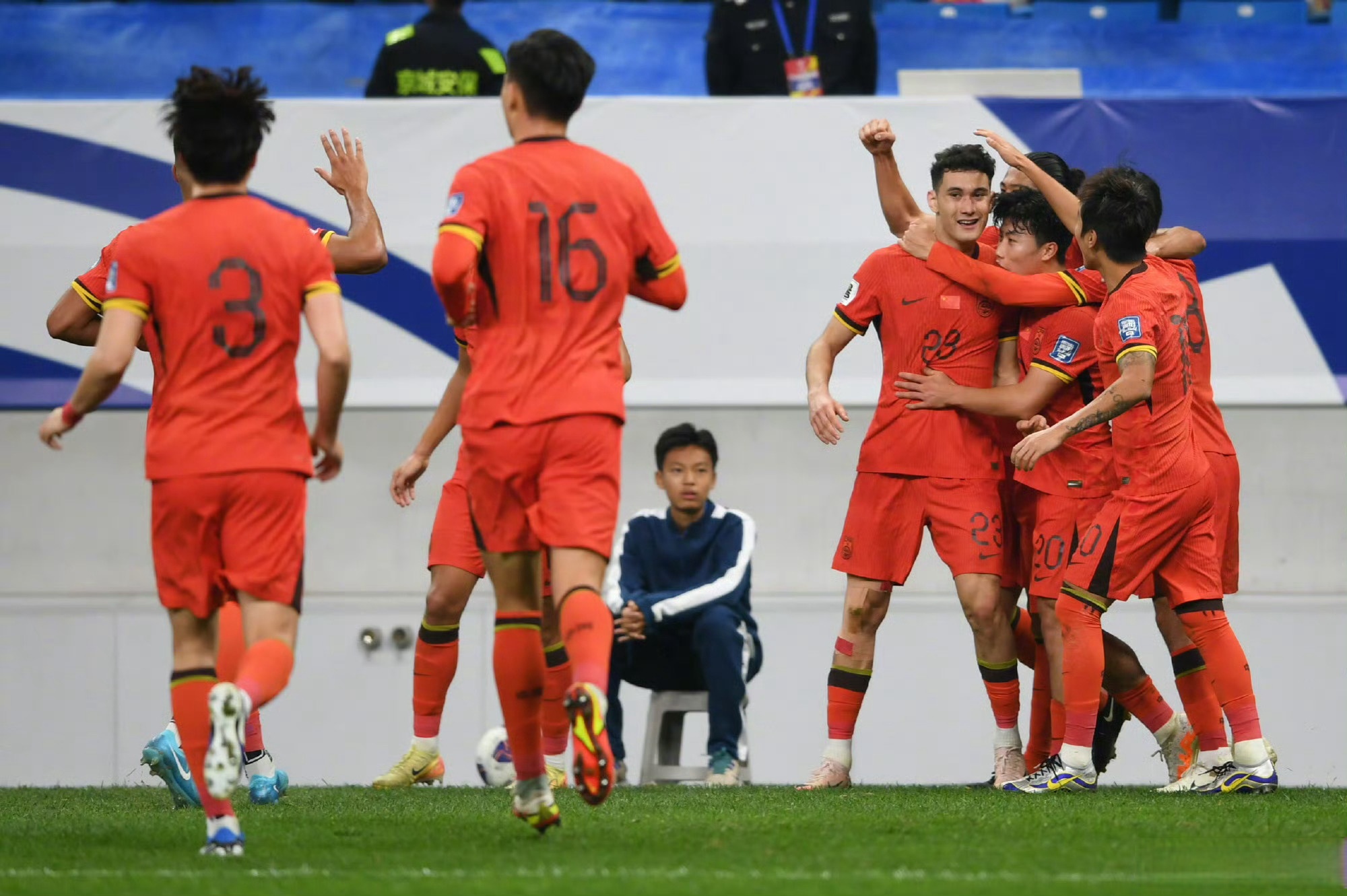 关于世预赛国足对决印尼前瞻国足输球将提前出局的信息  第1张